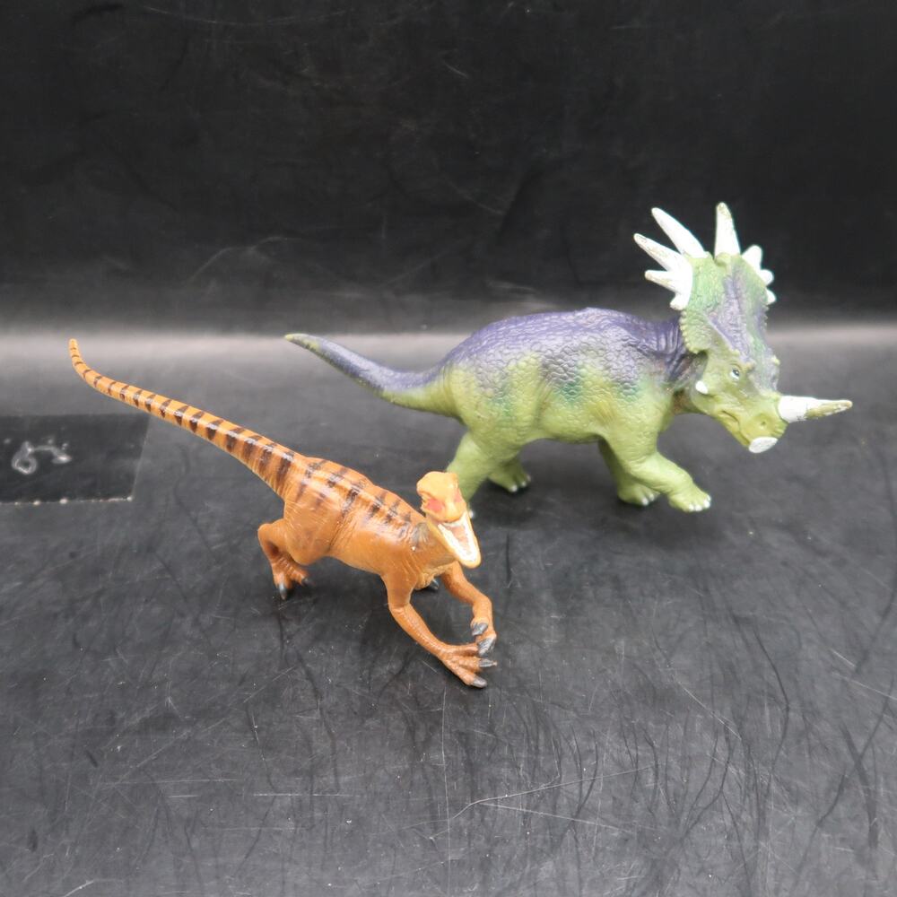 Safari Ltd Dinosaur Toys Set of 2 Plastic Vintage 1996 Utahraptor Styracosaurus